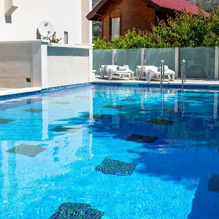 Lux Sara With Heated Pool And Jacuzzi * Srinjine